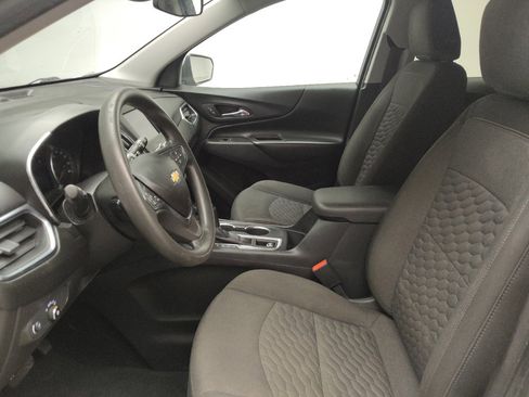 Used 2021 Chevrolet Equinox LT AWD/4WD image 17