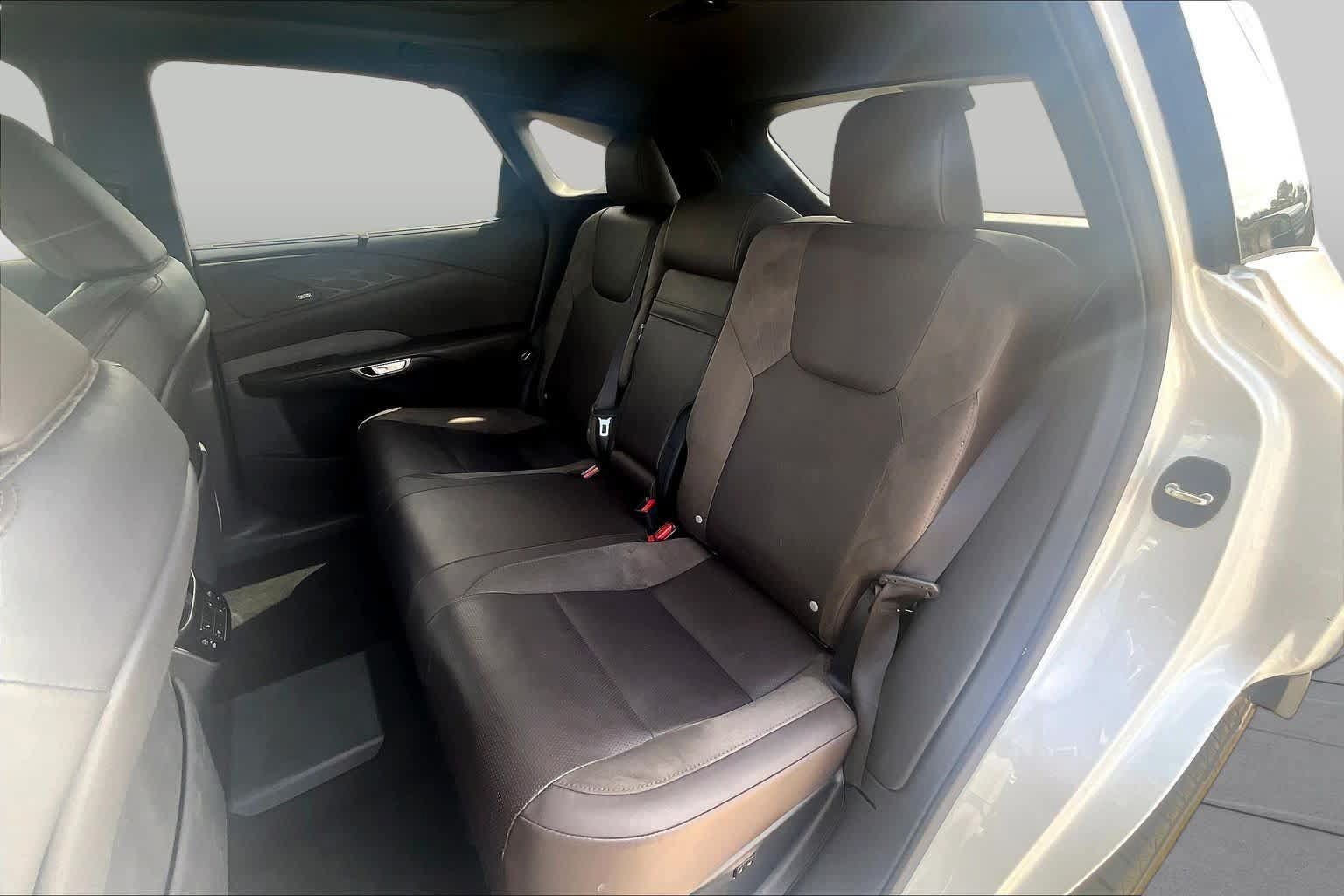 Used 2026 Lexus RX 450h AWD w/ Convenience Package image 21