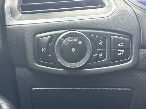 Used 2024 Ford Edge Titanium image 26