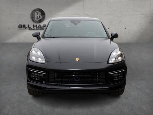 Used 2020 Porsche Cayenne Turbo S AWD/4WD image 2