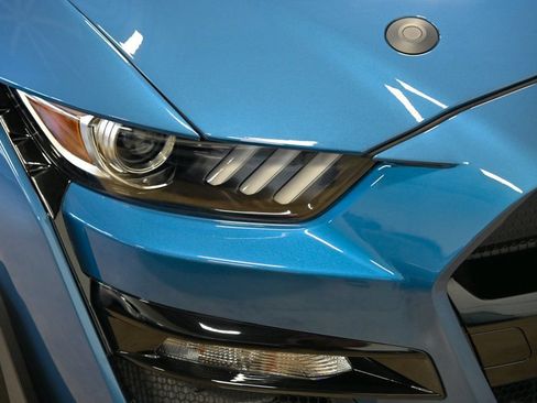 Used 2020 Ford Mustang Shelby GT500 w/ Carbon Fibre Track Pack RWD image 6