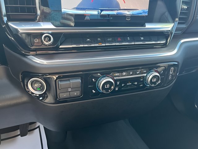 Certified 2025 GMC Sierra 1500 SLT AWD/4WD image 19