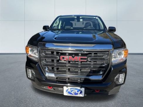 Used 2022 GMC Canyon AT4 image 3