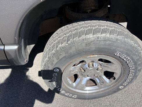 Used 2008 Dodge Ram 1500 Truck ST AWD/4WD image 11