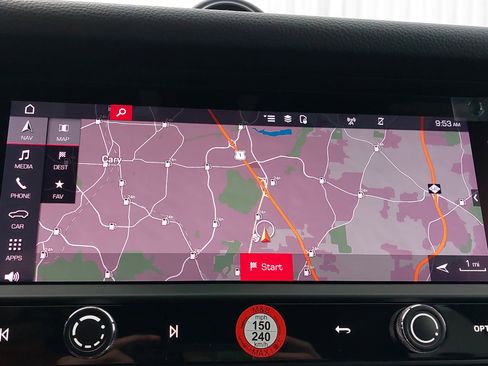 Certified 2025 Porsche Macan image 25