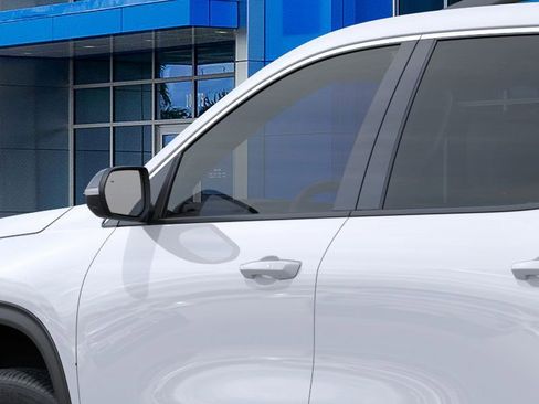 New 2026 Chevrolet Traverse LT image 12