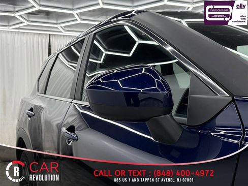 Used 2024 Nissan Rogue SV image 57