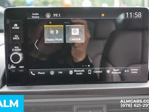 Used 2025 Honda Pilot EX-L image 38