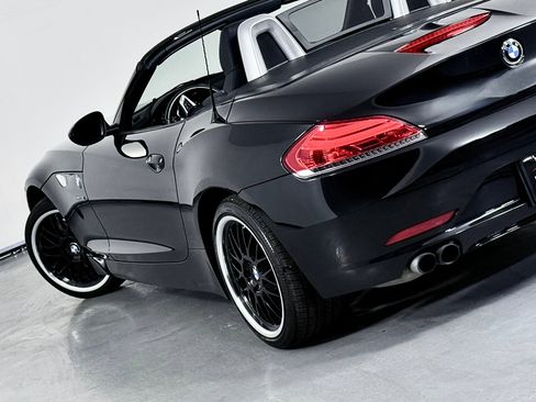 Used 2013 BMW Z4 sDrive28i image 13