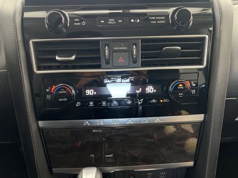 Used 2023 Nissan Armada Platinum w/ Captain's Chairs Package image 15