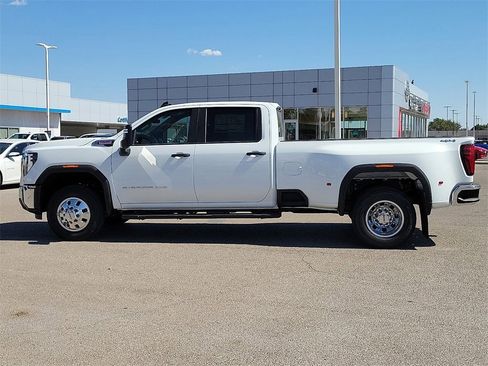 New 2025 GMC Sierra 3500 Pro image 6