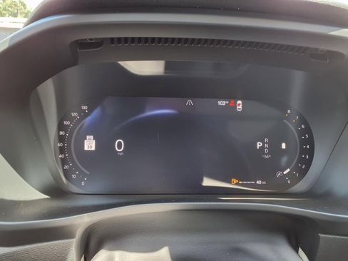 New 2026 Volvo XC40 B4 Plus w/ Protection Package Premier image 17