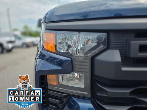 Used 2023 Chevrolet Silverado 1500 Custom AWD/4WD image 2