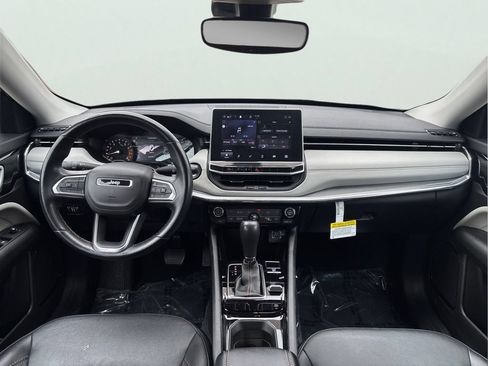 Used 2022 Jeep Compass Limited AWD/4WD image 19