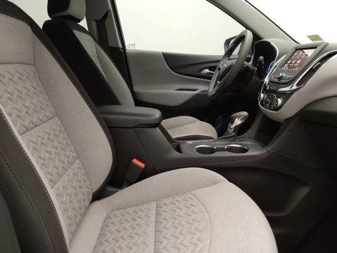 Used 2022 Chevrolet Equinox LT FWD image 21