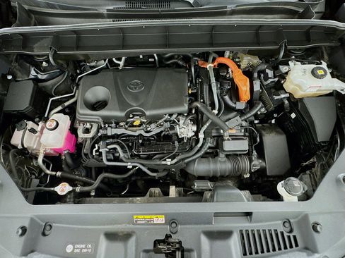 Used 2022 Toyota Highlander Platinum image 10