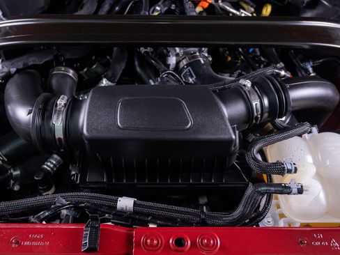 Used 2023 Ford Explorer Platinum w/ Technology Package image 6