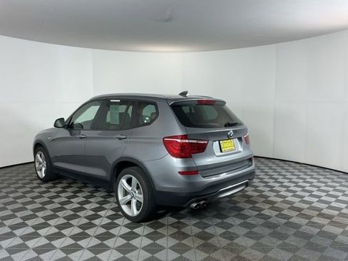 Used 2017 BMW X3 sDrive28i image 7