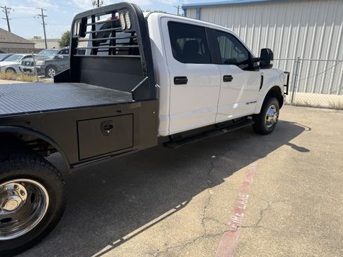 Used 2018 Ford F350 XL w/ Power Equipment Group AWD/4WD image 31