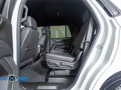 Used 2022 Chevrolet Tahoe Z71 w/ Luxury Package image 25