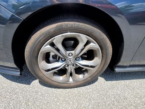 Used 2023 Honda Accord EX image 7