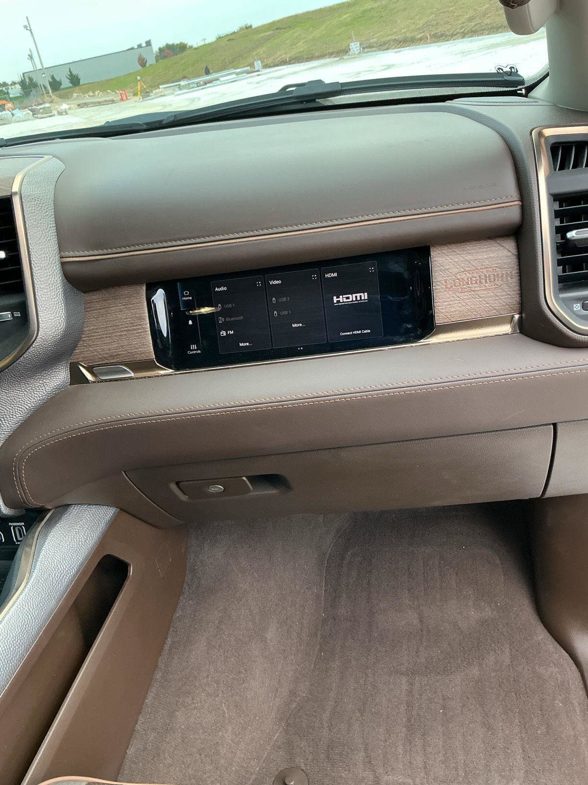 Used 2025 RAM 1500 Limited w/ Off Road Group AWD/4WD image 29