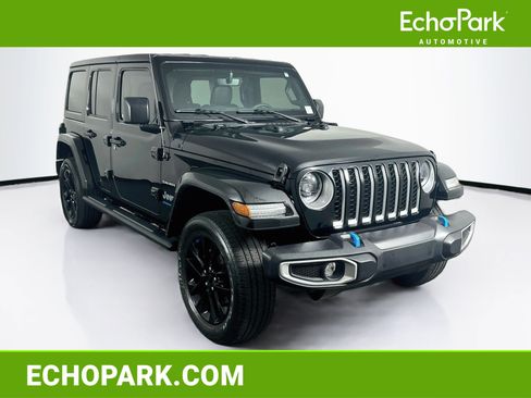 Used 2023 Jeep Wrangler Unlimited Sahara w/ Cold Weather Group AWD/4WD image 1