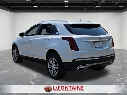Used 2022 Cadillac XT5 Premium Luxury w/ LPO, Floor Liner Package image 6