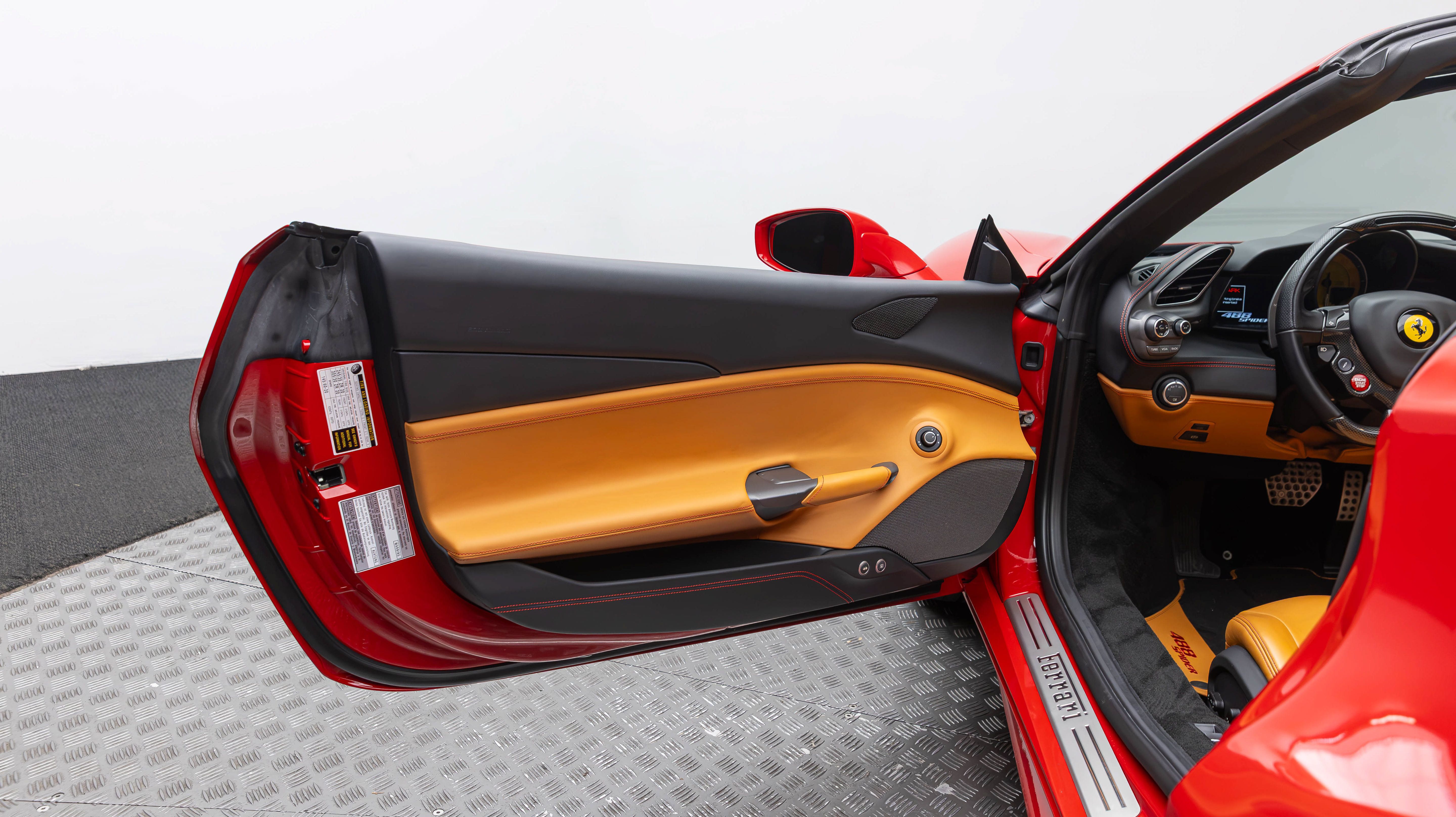 Certified 2019 Ferrari 488 Spider RWD image 12