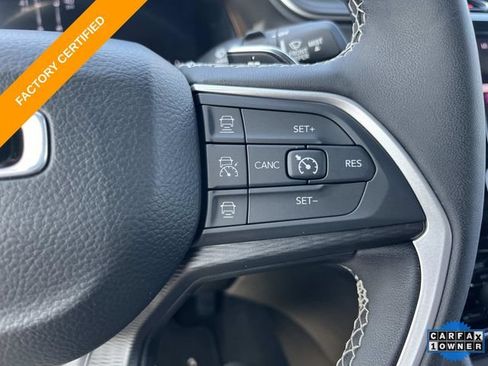 Used 2023 Jeep Grand Cherokee L Laredo AWD/4WD image 32