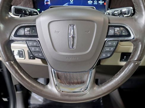Used 2022 Lincoln Navigator L Reserve image 16