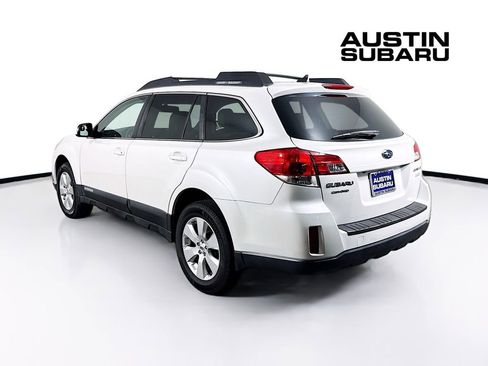 Used 2012 Subaru Outback 2.5i Limited image 5