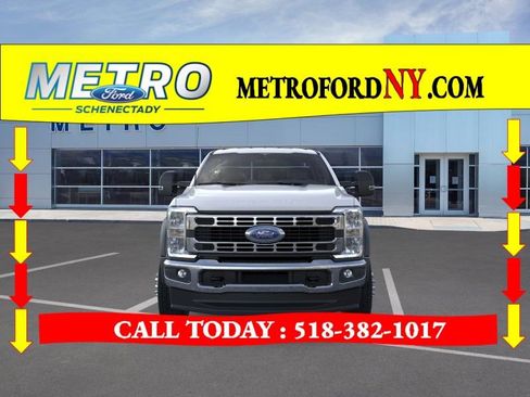 New 2025 Ford F550 4x4 Regular Cab Super Duty image 7