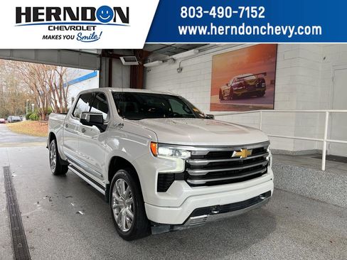 Used 2023 Chevrolet Silverado 1500 High Country w/ Technology Package image 1