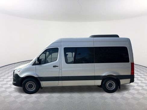 Used 2024 Mercedes-Benz Sprinter 2500 image 11