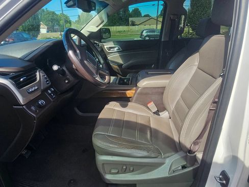 Used 2019 GMC Yukon XL Denali w/ Denali Ultimate Package RWD image 12