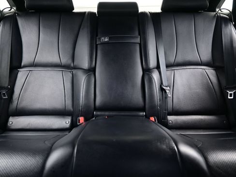 Used 2019 Lexus LS 500 AWD w/ Accessory Package (Z2) image 16