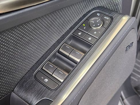Used 2024 Lexus GX 550 AWD/4WD image 12