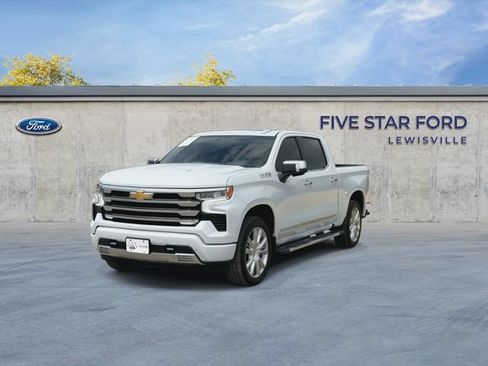 Used 2026 Chevrolet Silverado 1500 High Country w/ High Country Premium Package AWD/4WD image 3