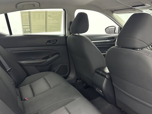 Used 2023 Nissan Altima 2.5 SV image 30