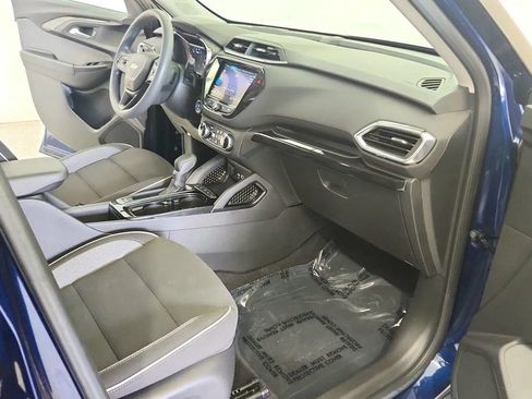 Used 2022 Chevrolet TrailBlazer LT w/ Convenience Package AWD/4WD image 28