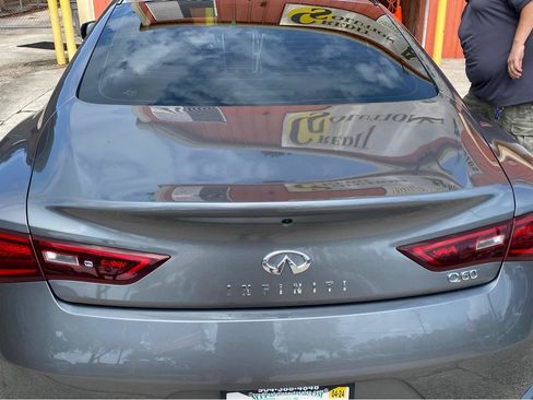 Used 2017 INFINITI Q60 3.0t w/ Premium Plus Package 3.0T RWD image 4