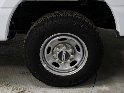 Certified 2024 Ford F250 XL w/ XL Driver Assist Package image 18