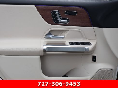Certified 2023 Mercedes-Benz EQB 300 4MATIC w/ Pinnacle Package image 15