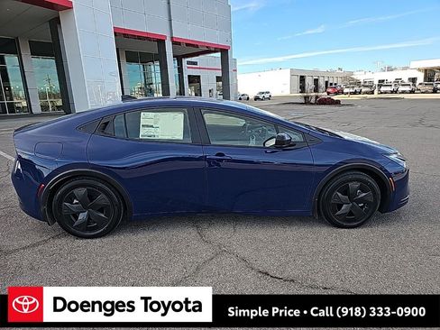 New 2026 Toyota Prius Plug-In Hybrid image 3