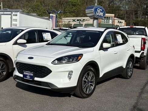 Used 2022 Ford Escape SEL AWD/4WD image 3