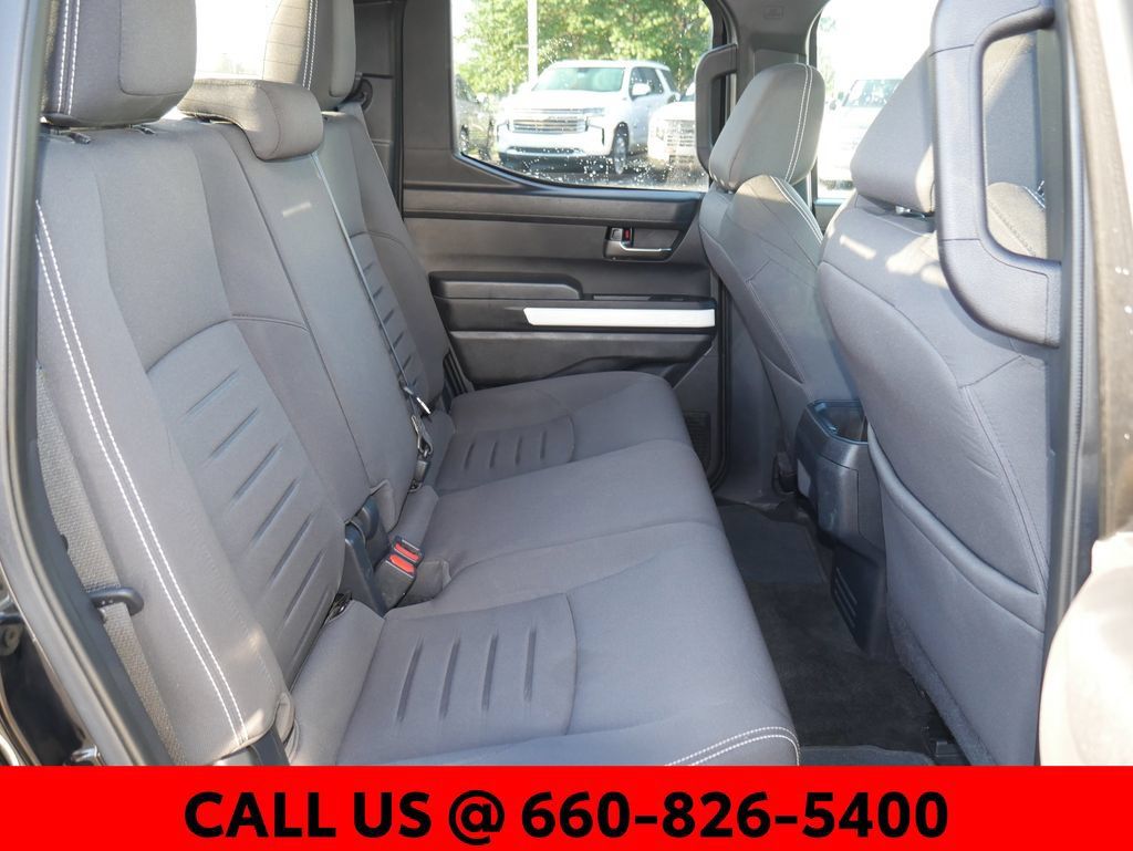 Used 2024 Toyota Tacoma TRD Off-Road AWD/4WD image 25