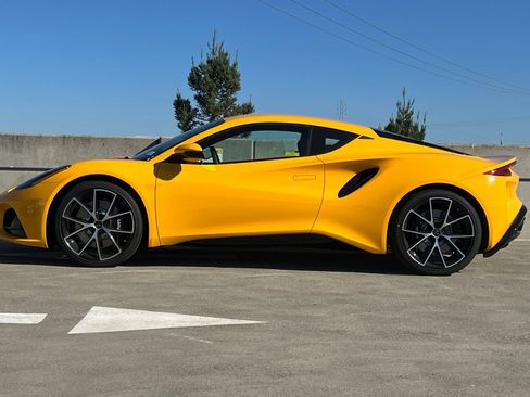 New 2025 Lotus Emira image 7