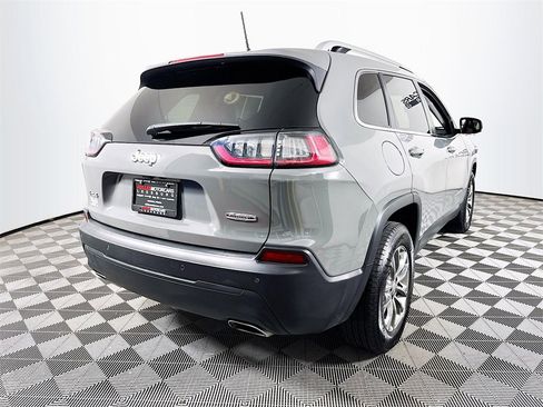 Used 2020 Jeep Cherokee Latitude Plus w/ Cold Weather Group image 7