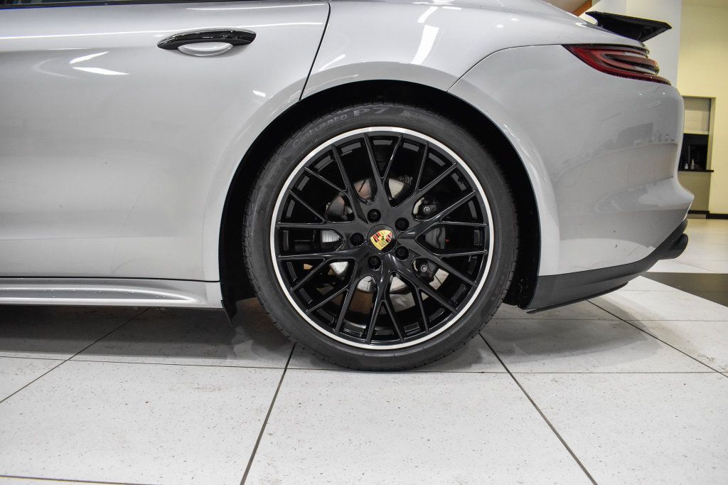 Used 2018 Porsche Panamera 4S AWD/4WD image 13